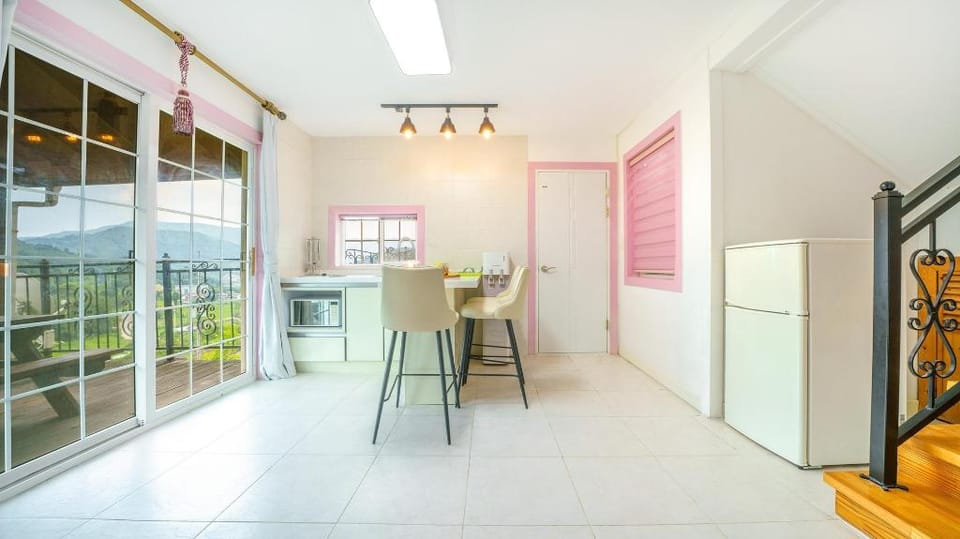 Gapyeong Citrine Pension Bed and Breakfast in Gyeonggi-do