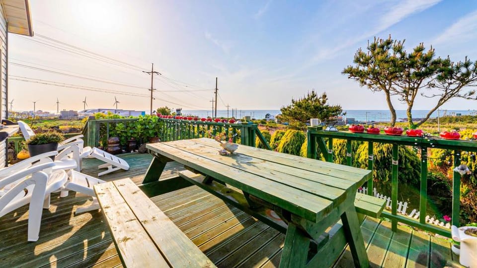 Jeju Kkothyanggi Badasori Pension Bed and Breakfast in South Korea