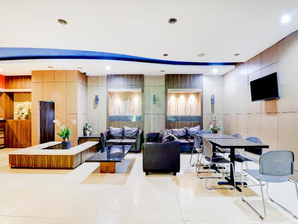 Collection O 90641 Sky City Home Hotel in Bandung