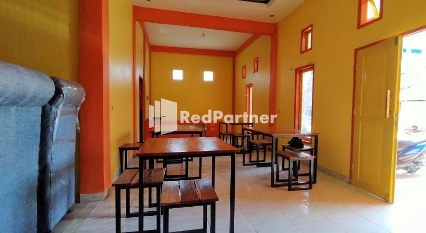 Hotel Hing Amimah near Bau Bau Port RedPartner Hotel in Indonesia