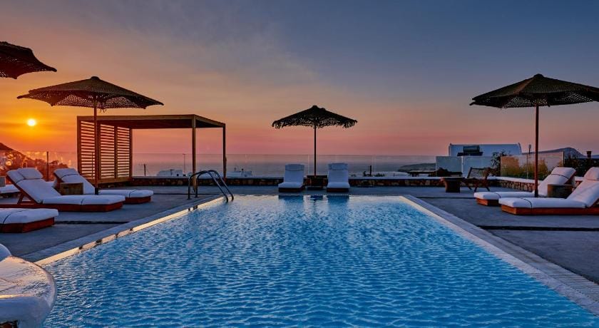 Symmetry Suites Hotel in Santorini