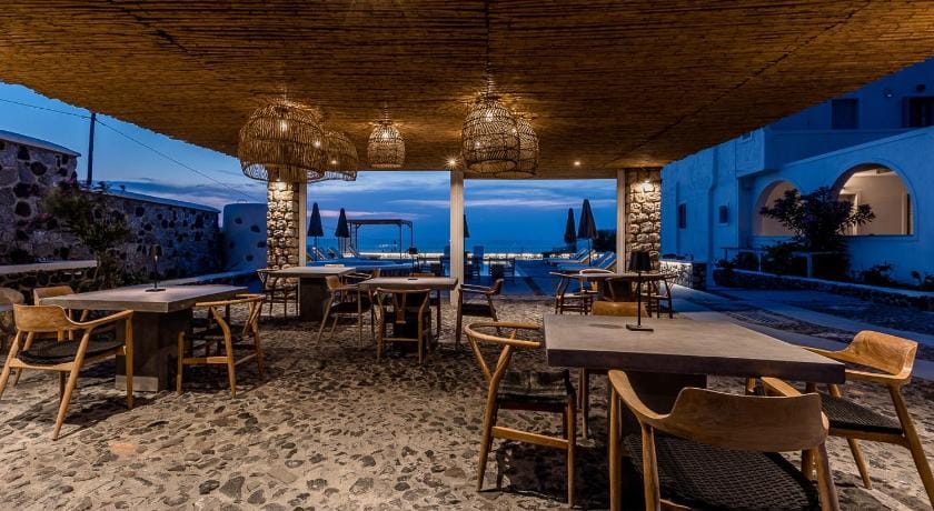 Symmetry Suites Hotel in Santorini