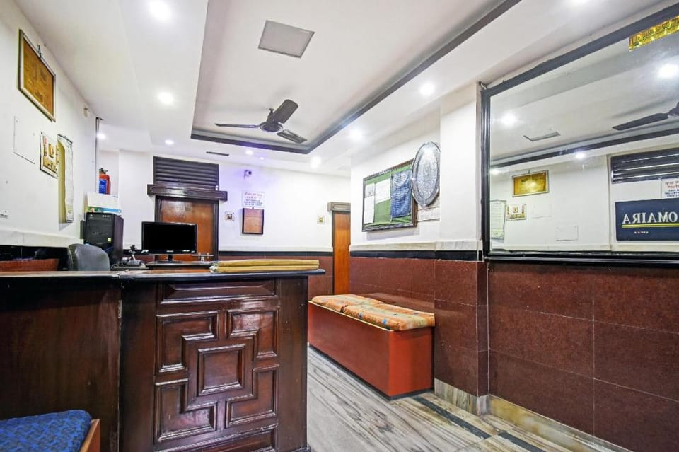 SPOT ON Hotel Omaira Exide More Hotel in Kolkata