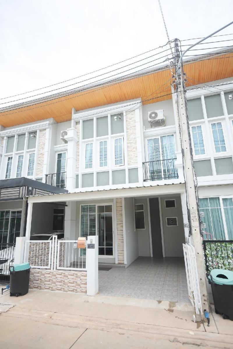 Mi Casa 3 Bedrooms for a Family Vacation rental in Thailand