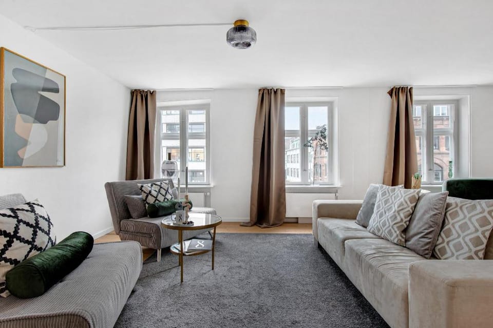 Spacious bright apartment with a balcony in the center of Copenhagen Apartment in Copenhagen