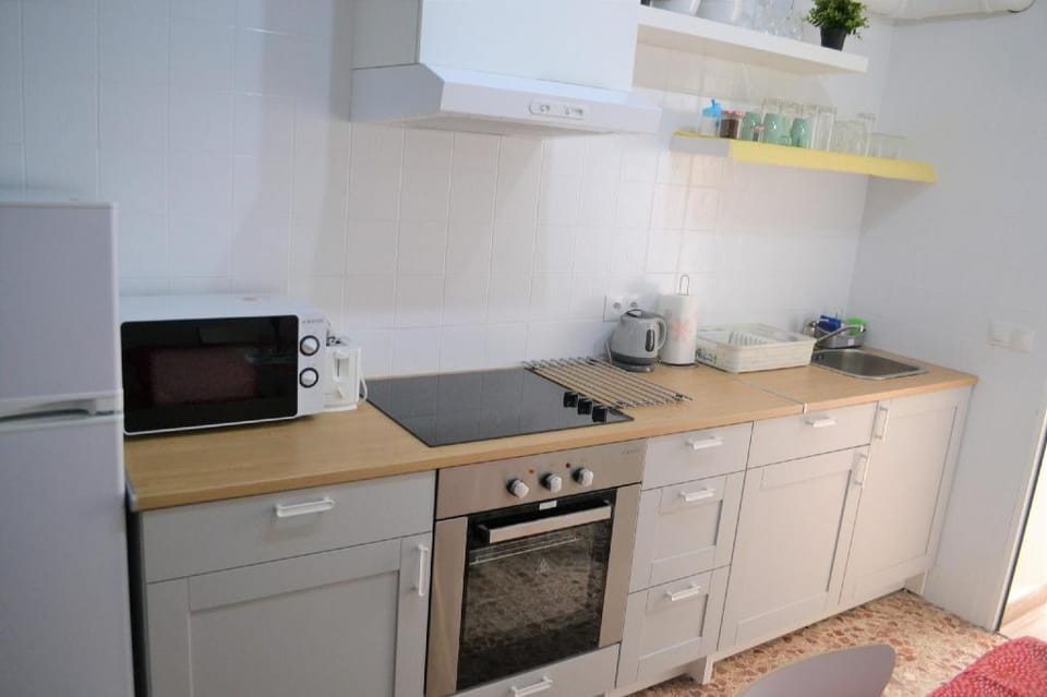 Impressive  1 bed Apartment with a stunning bathroom and Terrace (CB4EV) Apartment in Alicante