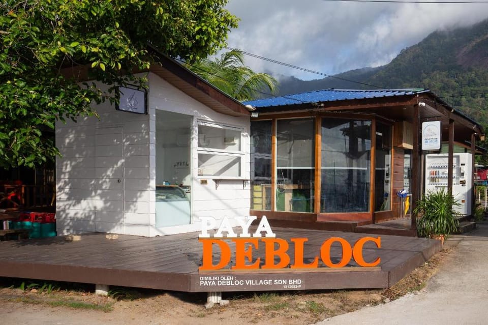 Paya Debloc Village Hotel in Mersing