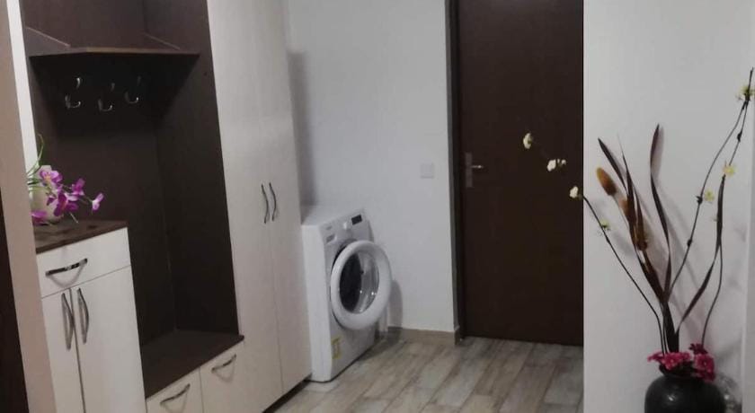 Ella Doo Apartament • 15'▶Palas Apartment in Romania