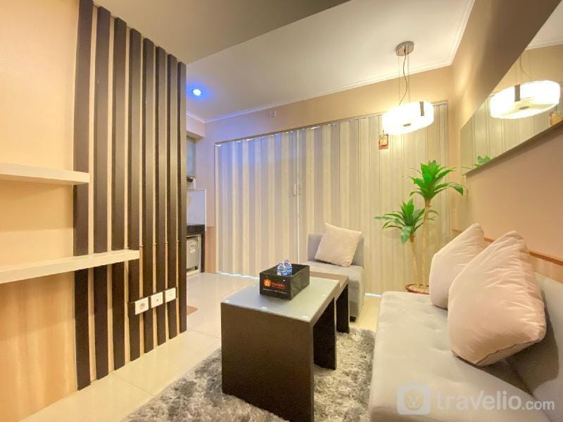Cozy and Stylish 1BR Gateway Pasteur By Travelio Apartment in Bandung