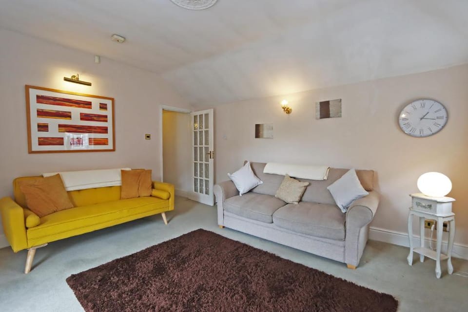 Compton House Snug Apartment in Newark-on-Trent