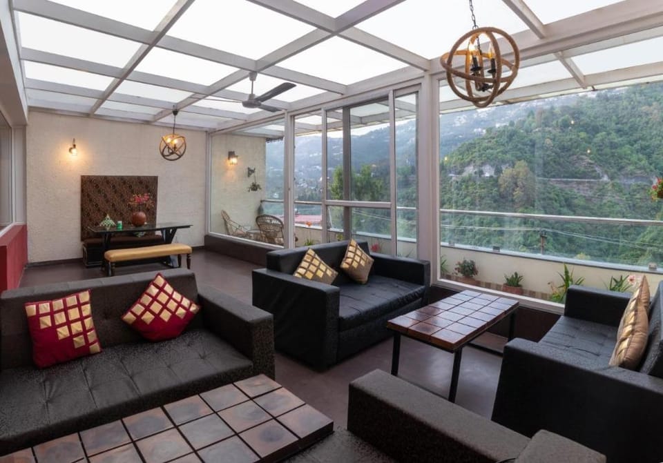 Nirvana Holiday Apartment  Apartment in Uttarakhand