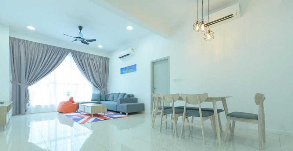 LSS Home Stay@ Sutera Avenue Top Floor 10 pax  Apartment in Kota Kinabalu