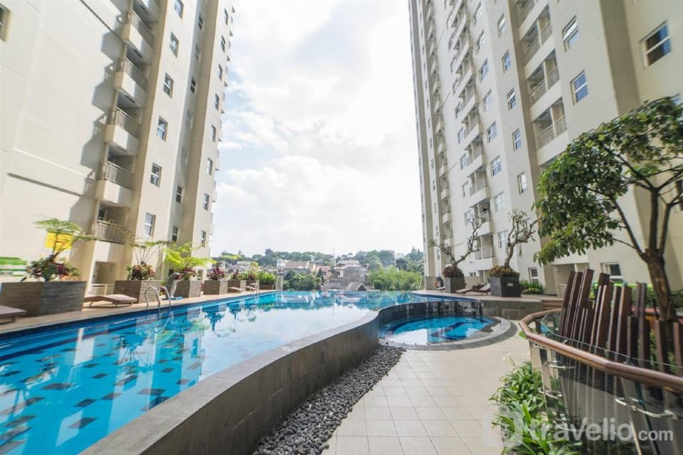 Pleasant 1BR at Parahyangan Residence By Travelio Apartment in Parongpong