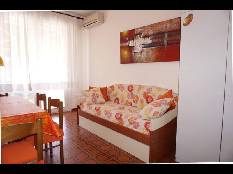 Sea Front Apartment With Swimming Pool And C Tennis Apartment in Porto Santa Margherita