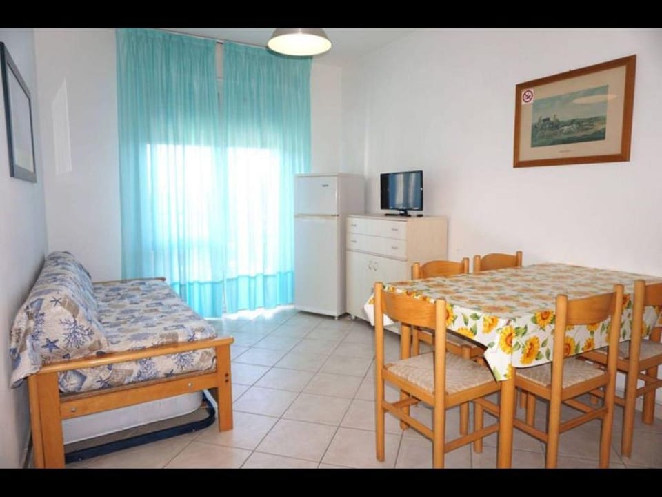 Perfect Sea View Apartment For 4 People Apartment in Porto Santa Margherita