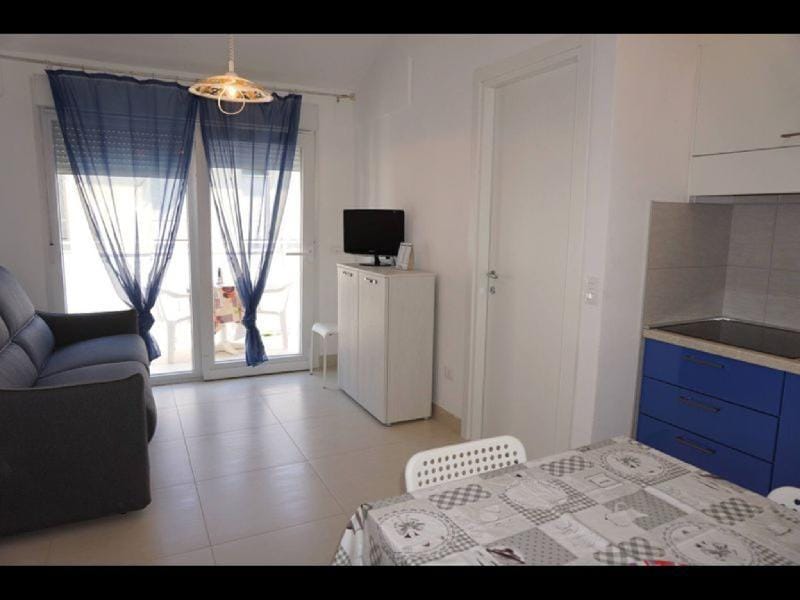Apartment For 6 Guests Ideal For Holidays Apartment in Porto Santa Margherita