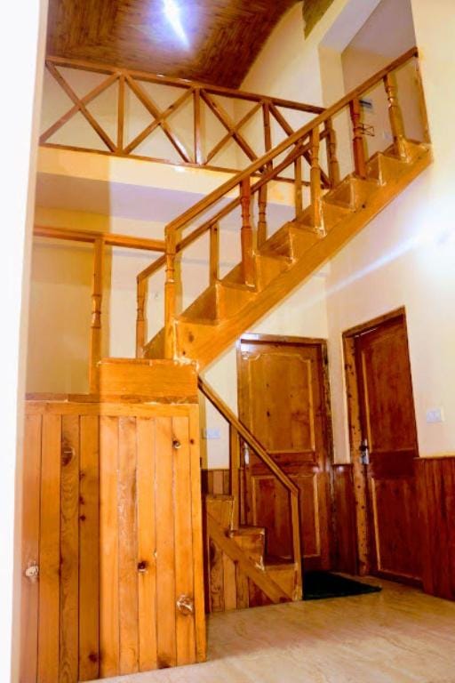 Atulyam Jibhi Villa in Himachal Pradesh