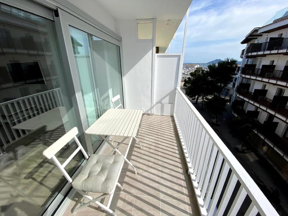 CR Pollensa Beach Loft Apartment in Port de Pollensa