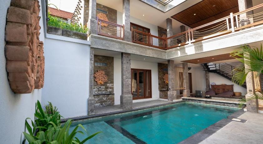 Kusuma Living and Villa Seminyak Hotel in Kuta