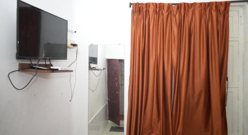 Balaji Guest house Vacation rental in Puducherry