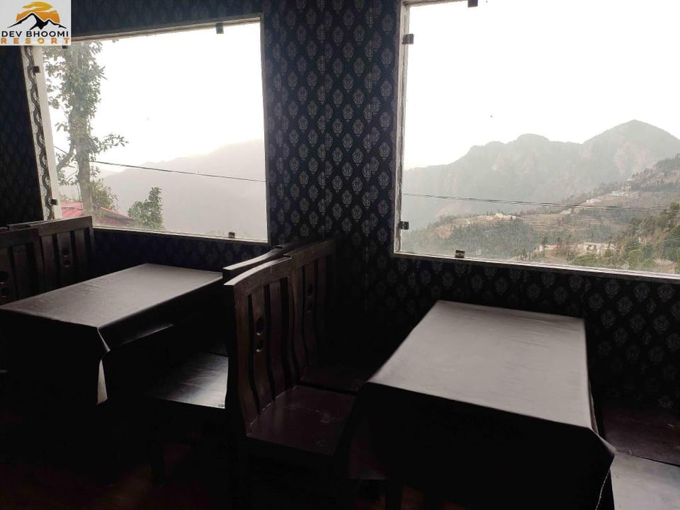 Dev Bhoomi Camping Resort Kanatal Campground/ 
RV Resort in Uttarakhand