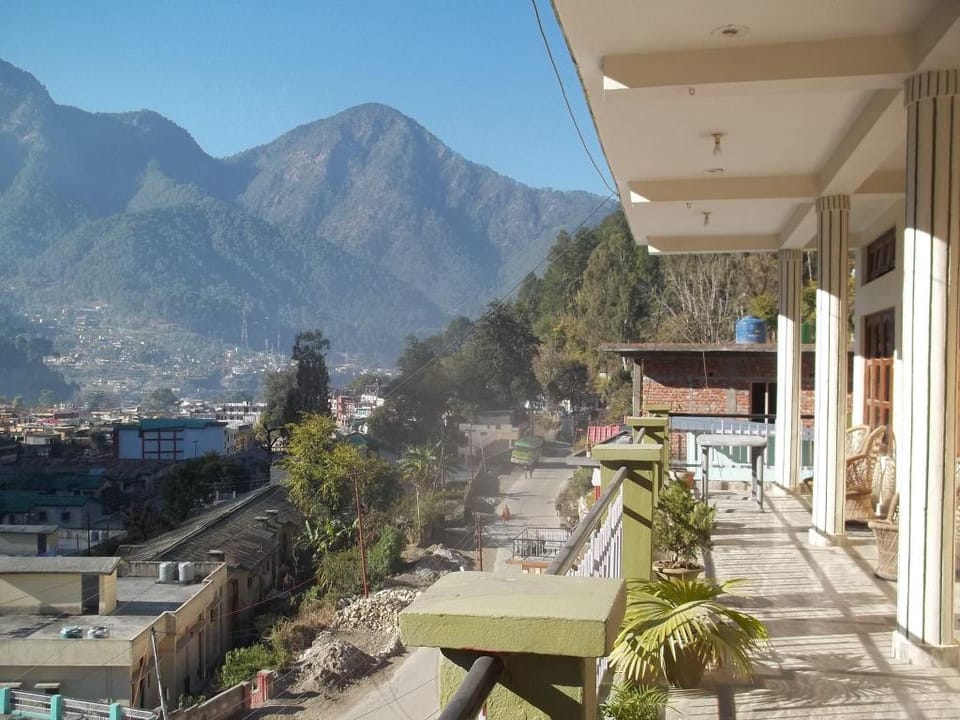Himalayan Inn Hotel in Uttarakhand