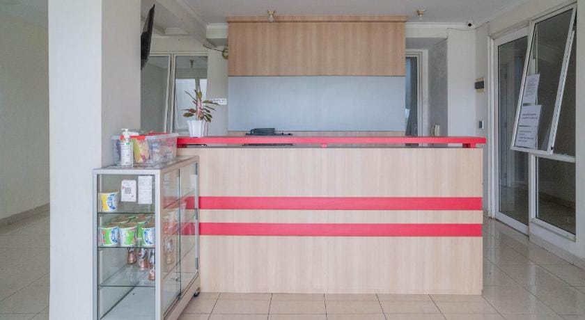 Mroom Residence near UMN Gading Serpong RedPartner Hotel in West Java