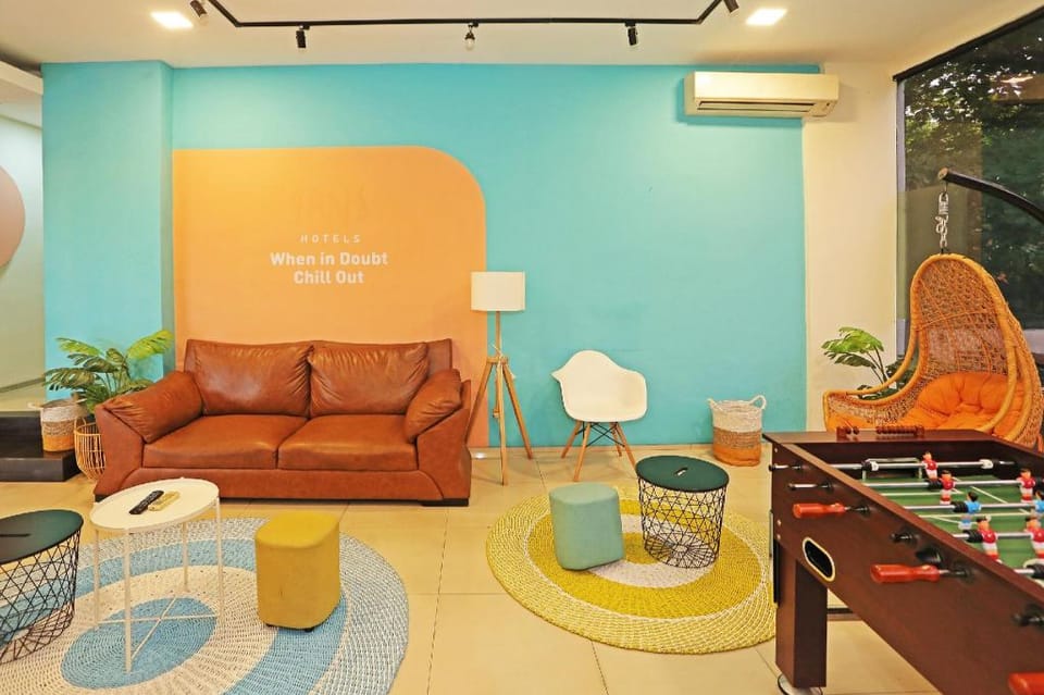 Super OYO Townhouse OAK Hotel Fiducia Serpong Hotel in West Java
