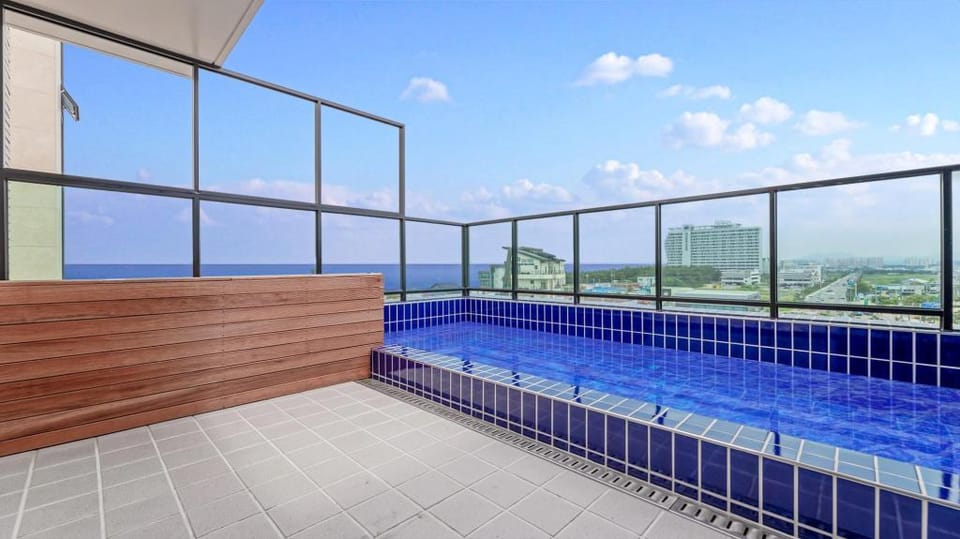 Gangneung Kwiseute Spapension Bed and Breakfast in South Korea