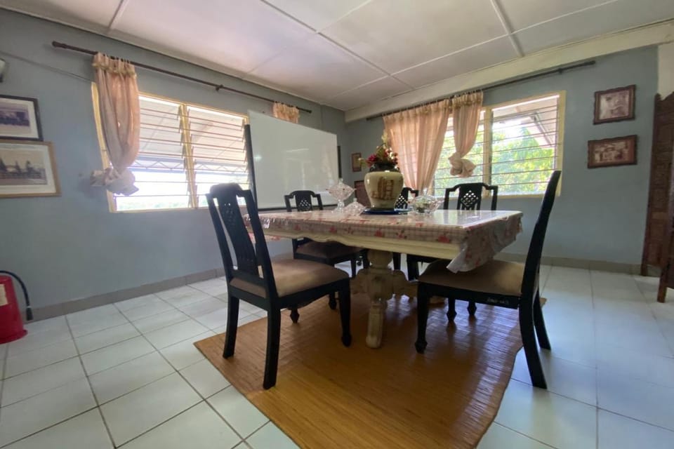 Hotel O Rb Homestay & Farms Hotel in Kuching