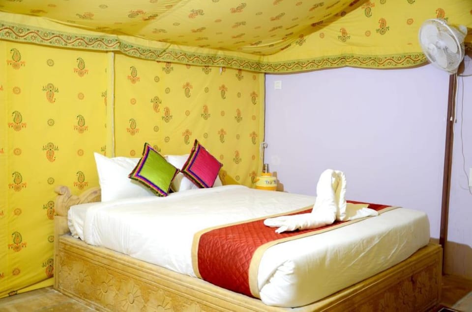 Ozaki Desert Camp Campground/ 
RV Resort in Sindh