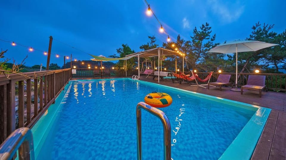 Anmyeondo enew pension Bed and Breakfast in South Korea