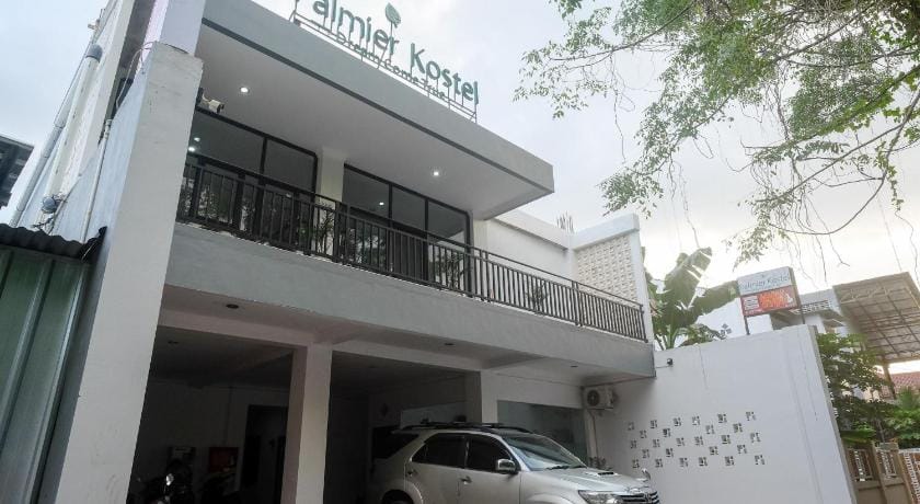 RedDoorz near Sleman City Hall Yogyakarta Hotel in Special Region of Yogyakarta