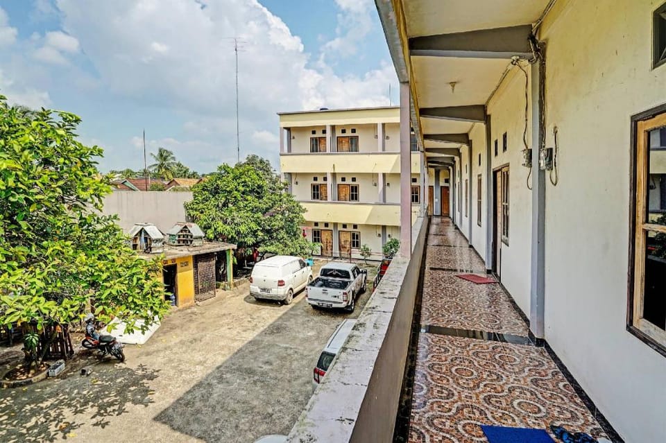 OYO Life 90508 Wisma Kenanga Hotel in Indonesia