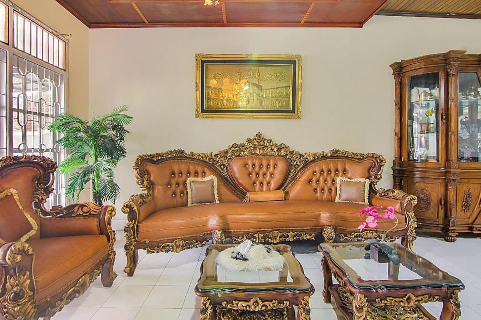 Hotel O New Bunga Sonsang Homestay Syariah Hotel in Padang