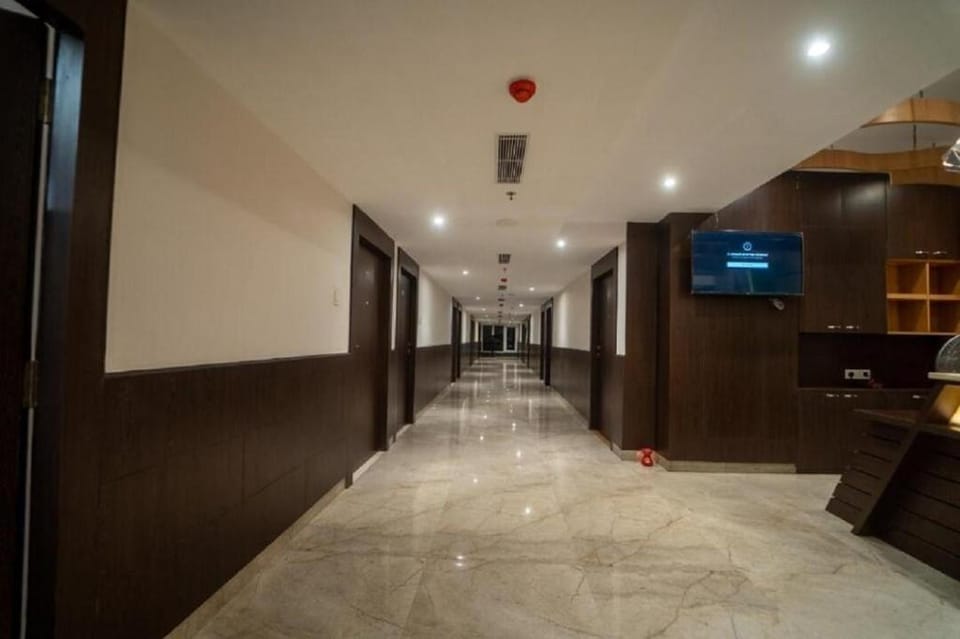 Paras Heights Hotel in West Bengal