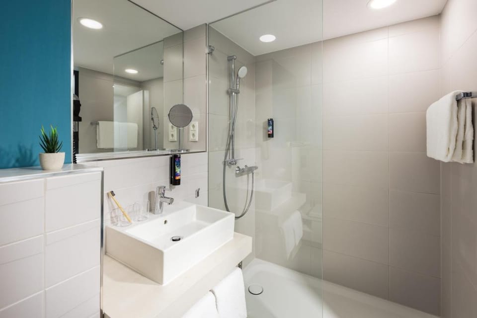 Holiday Inn - the niu, Seven Dusseldorf Ost by IHG Hotel in Dusseldorf