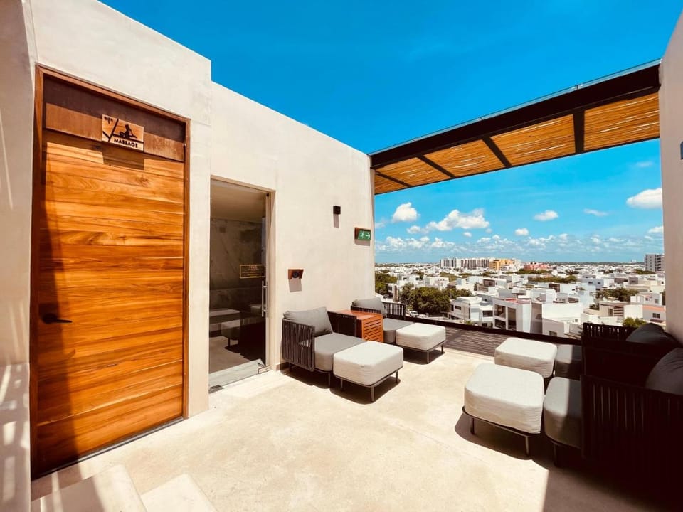 Hive Cancun by G Hotels Hotel in Cancun