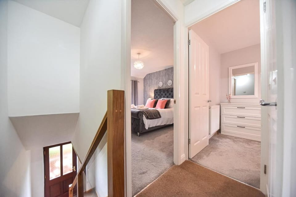 Belle Cottage Vacation rental in East Staffordshire District