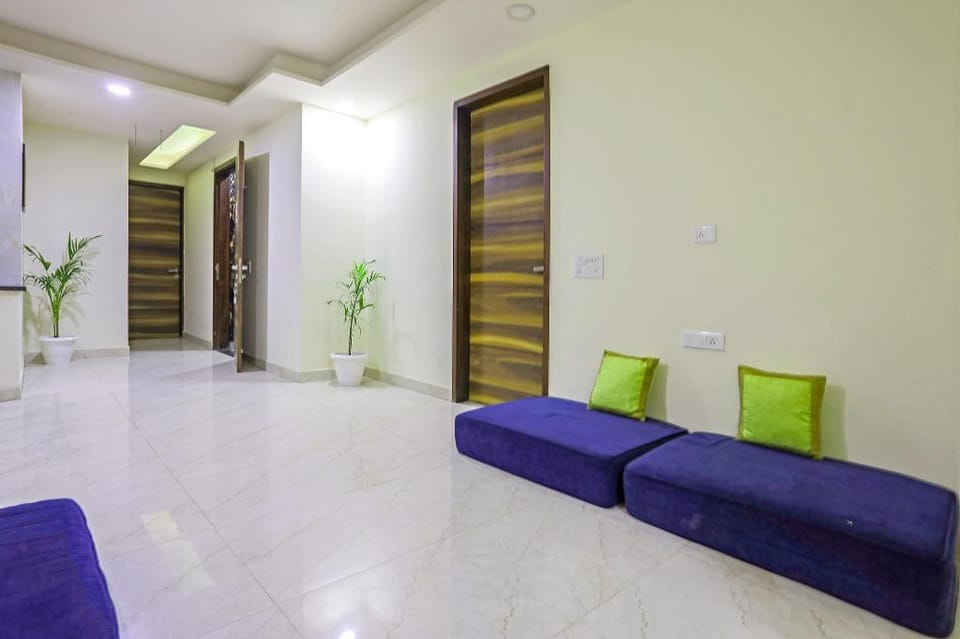 FabHotel White House BNB Hotel in Delhi