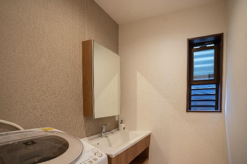 HANASTAY花渓居・樱（SAKURA）1楼｜大空间｜和室榻榻米｜免费光纤Wi-Fi Vacation rental in Osaka