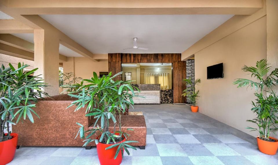 Treebo Sayaji Residency Hotel in India
