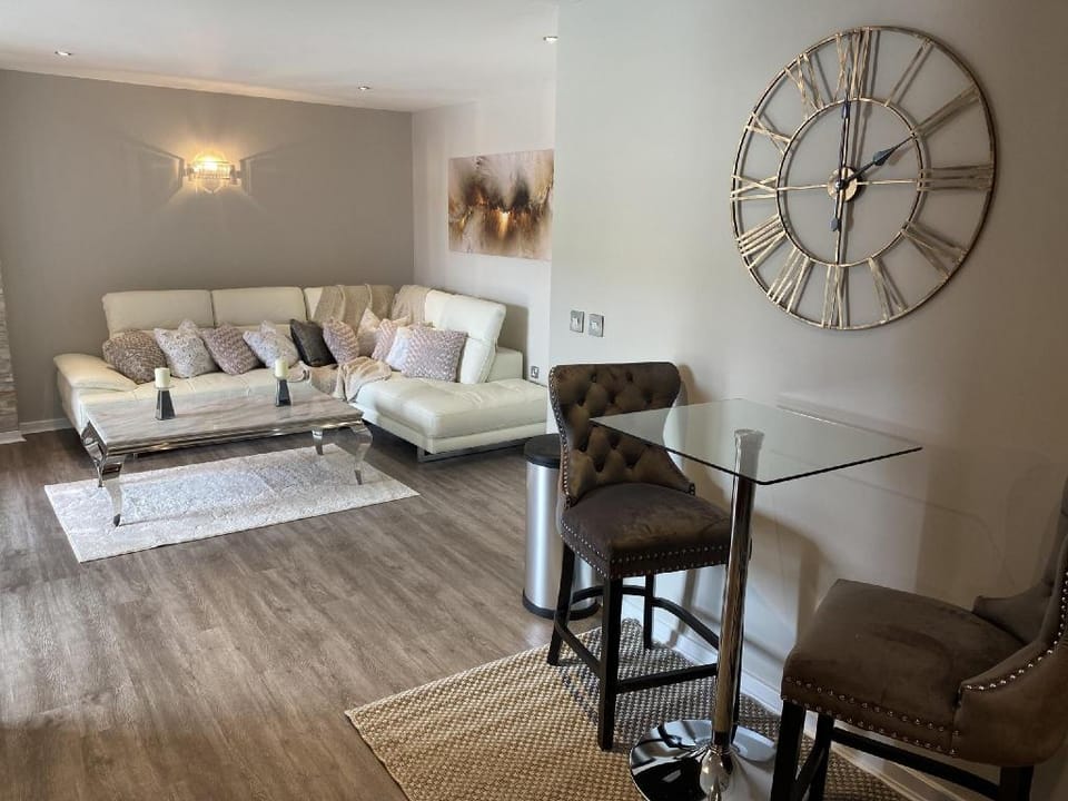 Hideaway Bay Apartment in Wales