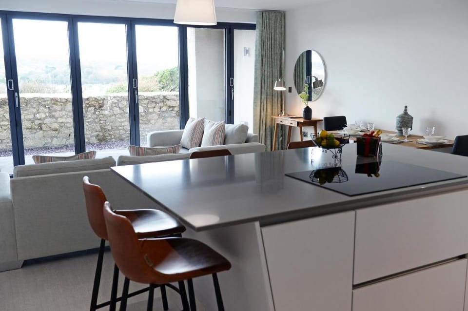 Apartment 2 Waterstone House - Sea View Apartment Apartment in Wales