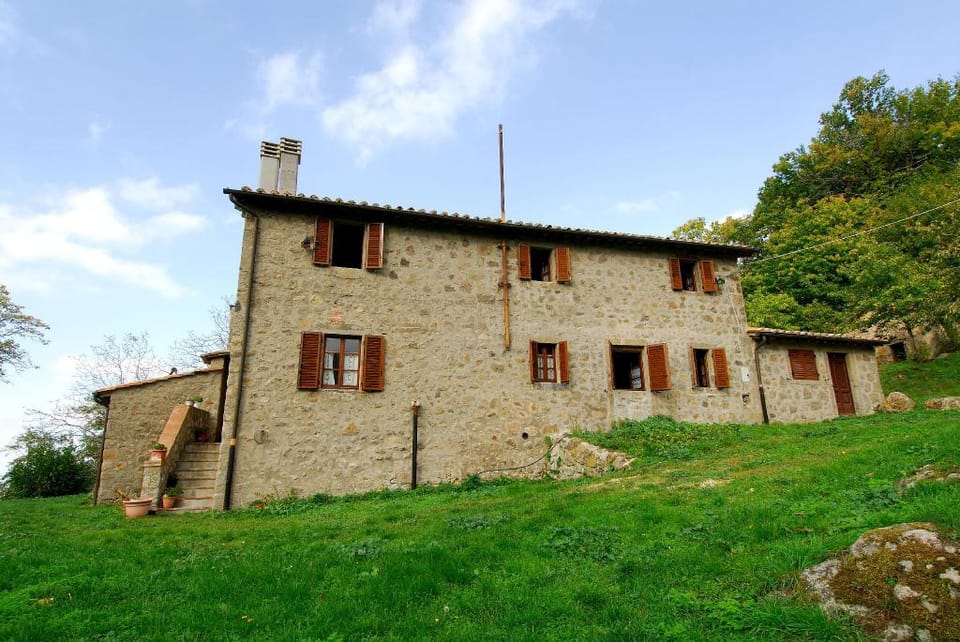 A stay surrounded by greenery - Agriturismo La Piaggia -app 3 guests Apartment in Tuscany