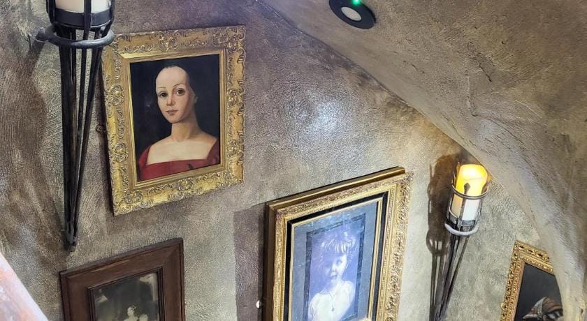 Hocus Pocus Tiny Hotel Vacation rental in York