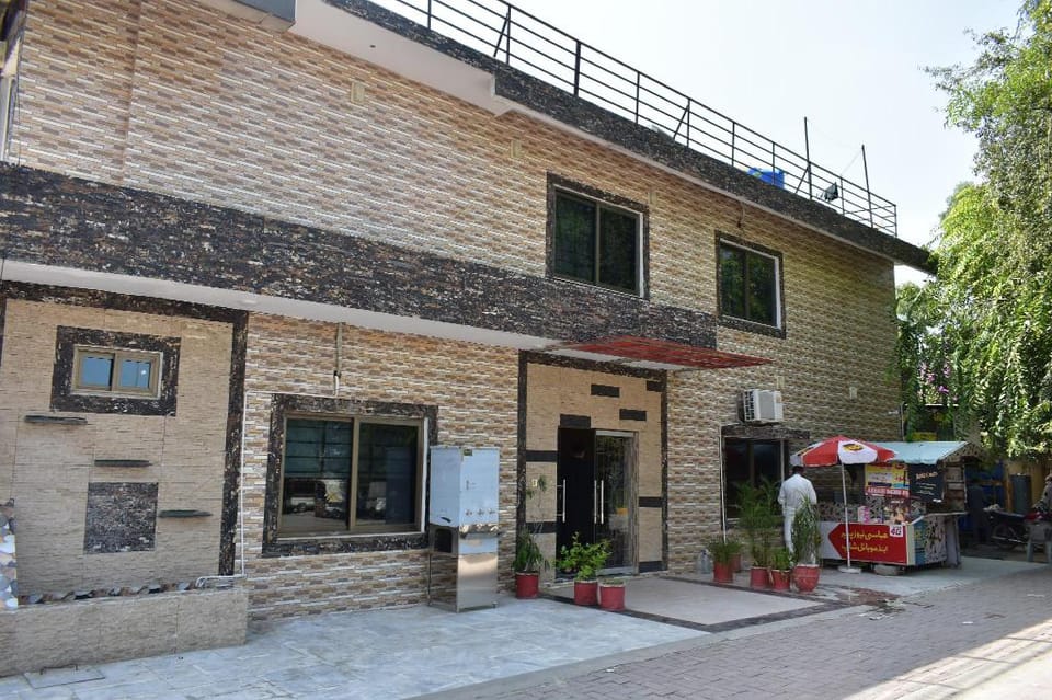 Islamabad Guest House Hotel in Islamabad