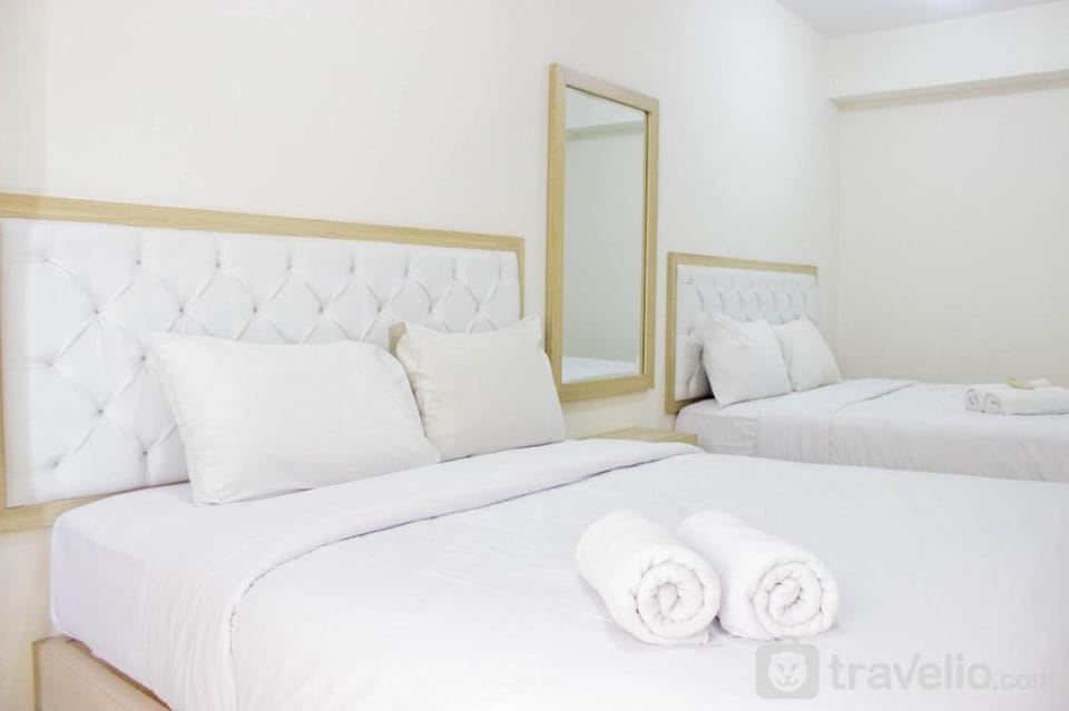 Deluxe 2BR Gateway Ahmad Yani Cicadas By Travelio Apartment in Bandung
