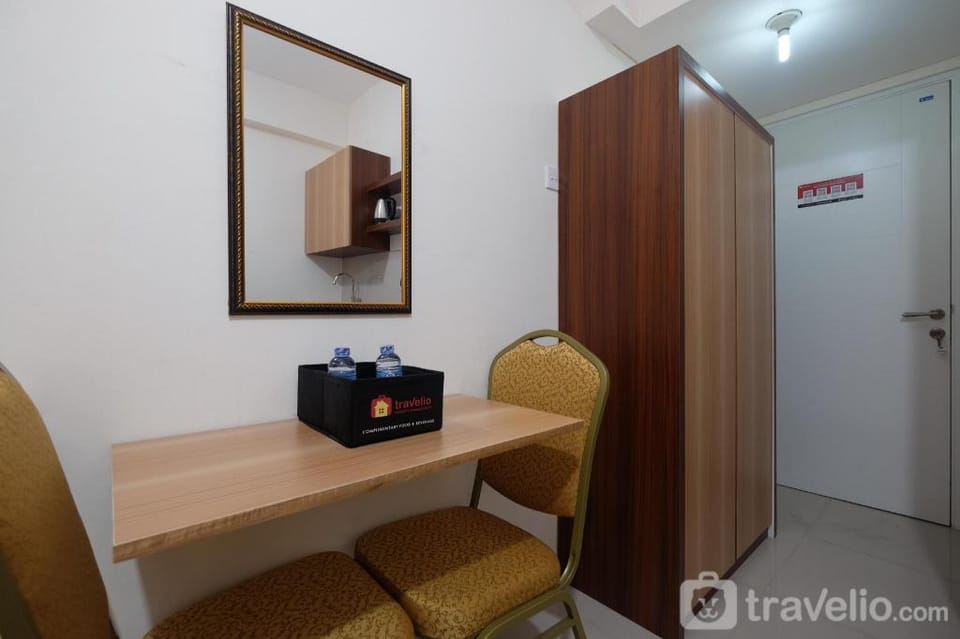 Comfy Studio Bogorienze near Jungle By Travelio Apartment in West Java