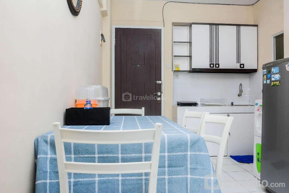Comfy 2BR Mutiara Bekasi Apartement By Travelio Apartment in West Java